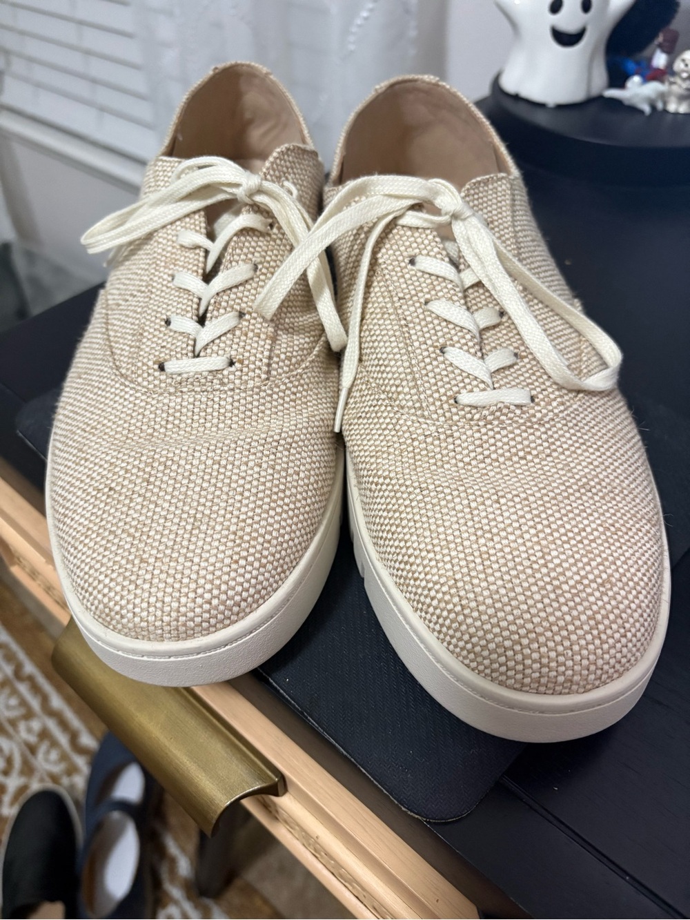 Vionic Callie Women's Sneakers Beige Tweed Canvas Lace Up Orthotic Size 10W